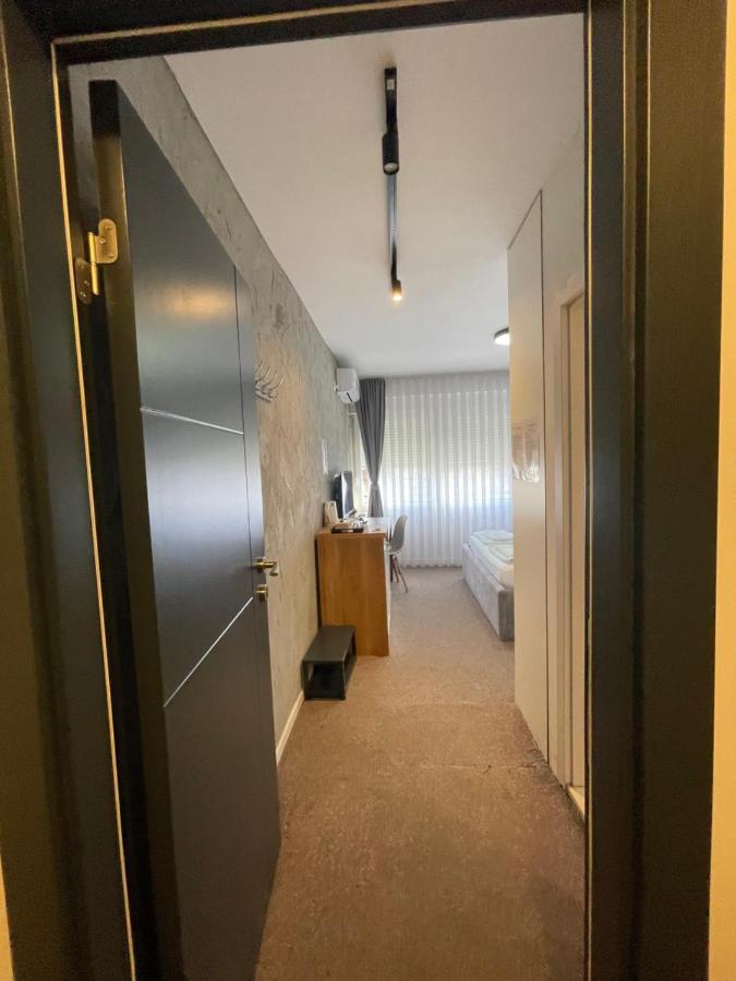 New Prishtina Luxury Rooms Πρίστινα Εξωτερικό φωτογραφία